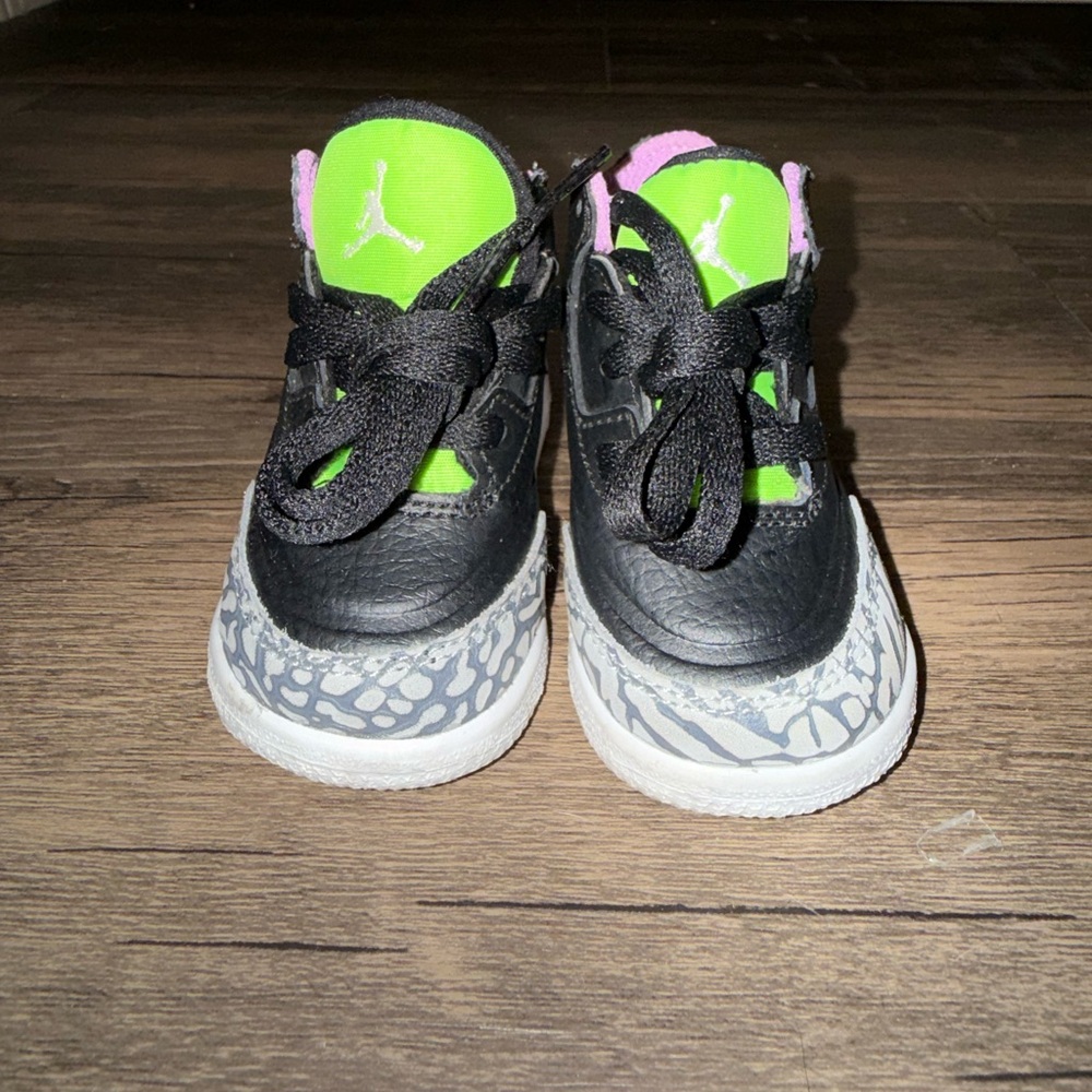 Nike Air Jordan 3 Retro SE (TD) Black/White/Green DA2305-003 US Toddler Size 4c - Picture 4 of 8